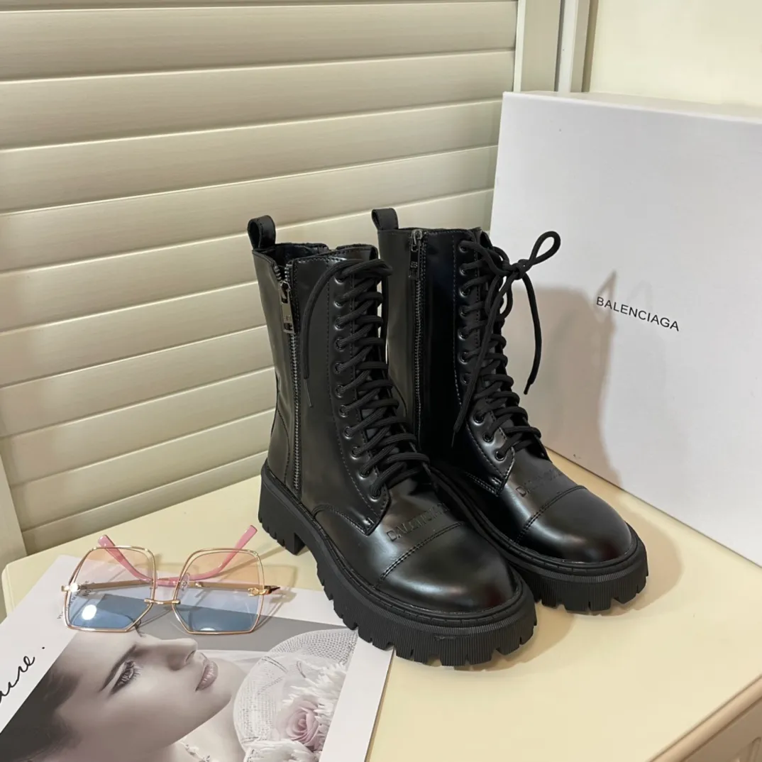 113321ankle boots