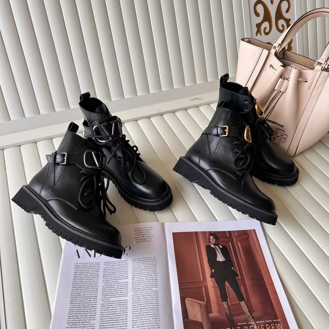 117818ankle boots