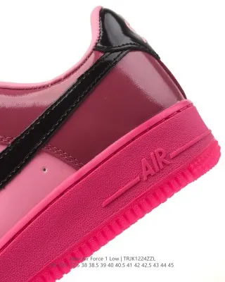 101 low-top sneakers