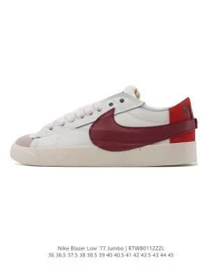 052 low-top sneakers