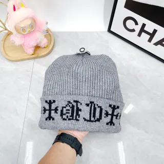 041 woolen hat