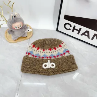 001woolen hat