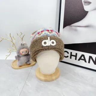 001woolen hat