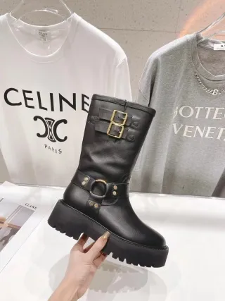 112946knee-high boots