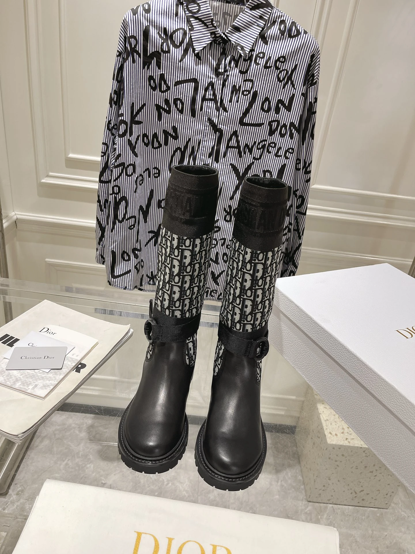 118674knee-high boots