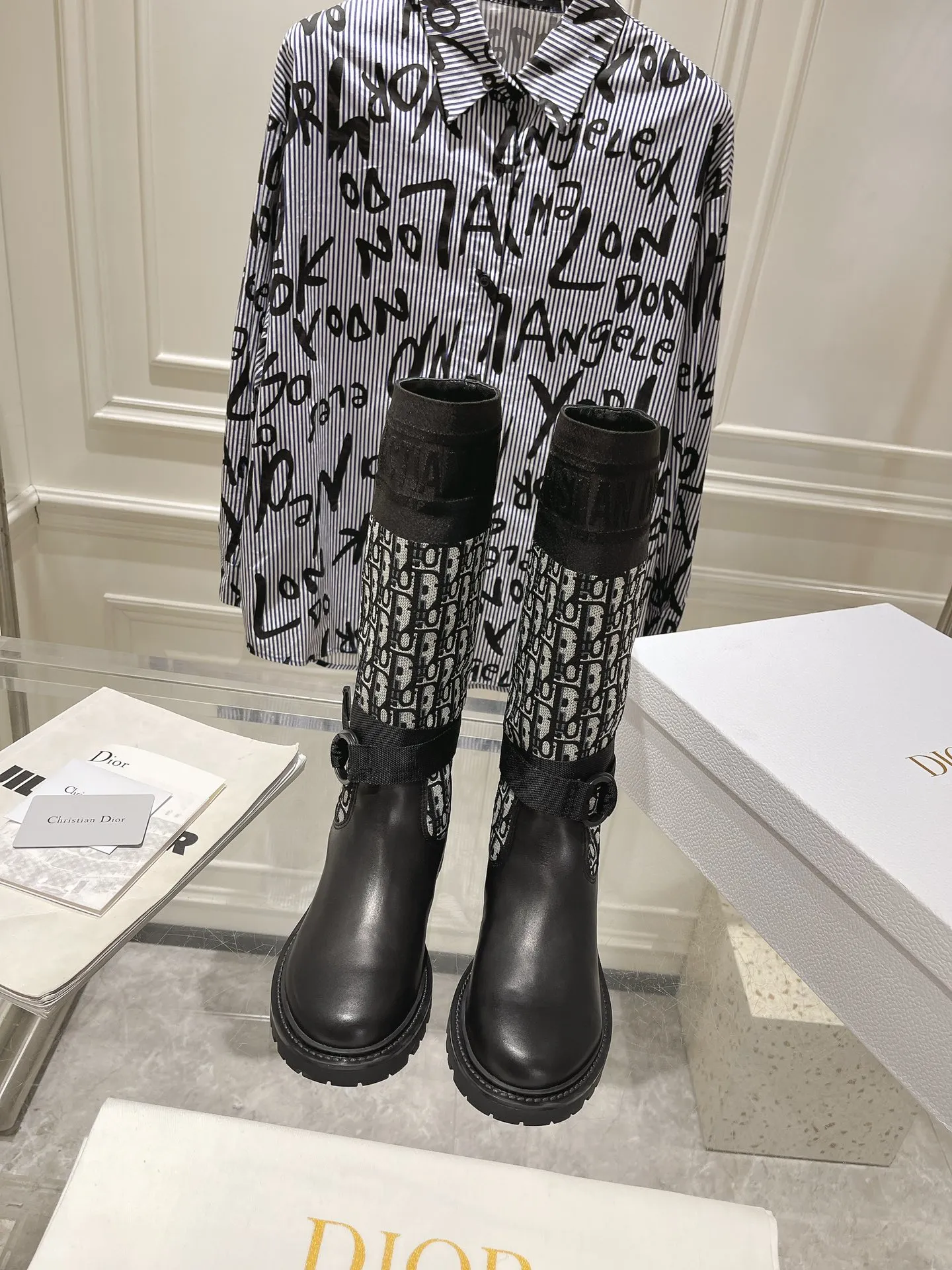 118674knee-high boots