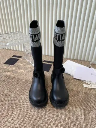 118674knee-high boots
