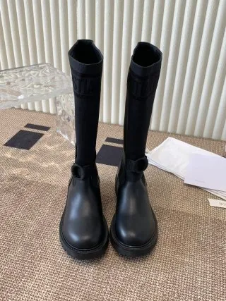 118674knee-high boots