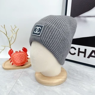 037 woolen hat