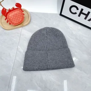 037 woolen hat