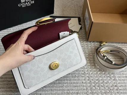 020 Clutch Bag