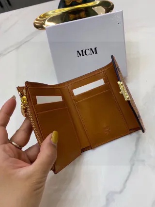 030 Wallet