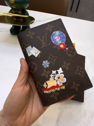 016  Wallet