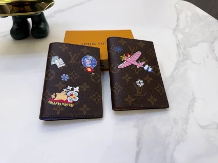 016  Wallet