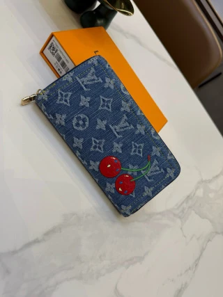 011  Wallet