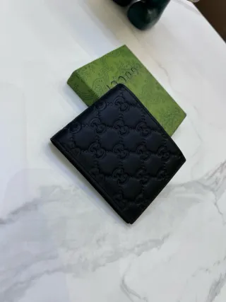 005 Wallet