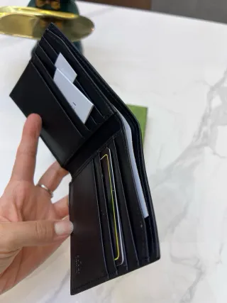 005 Wallet