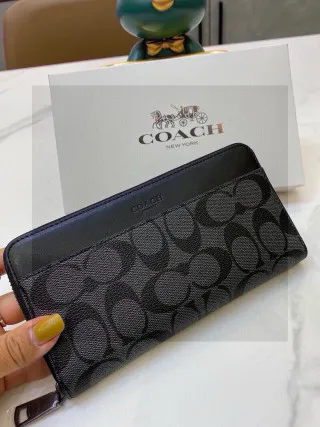 001 Wallet