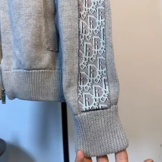 050 hardshell jacket