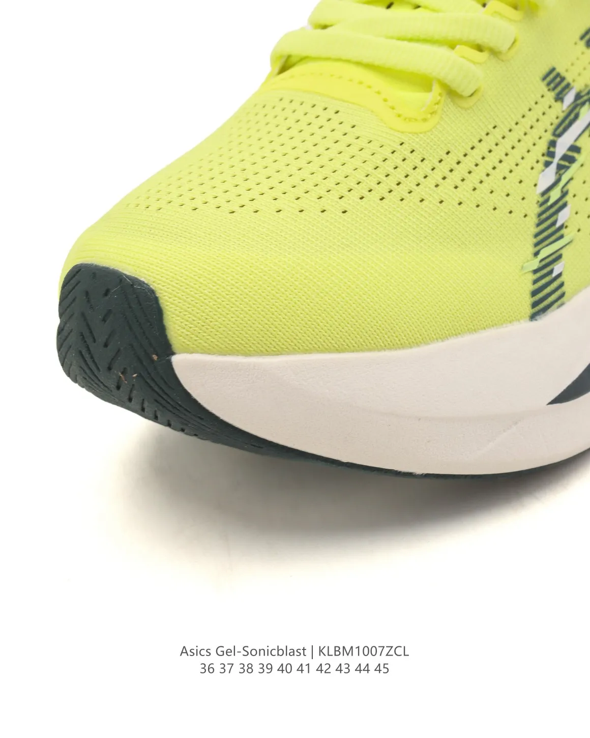 1011C083-750running sneakers