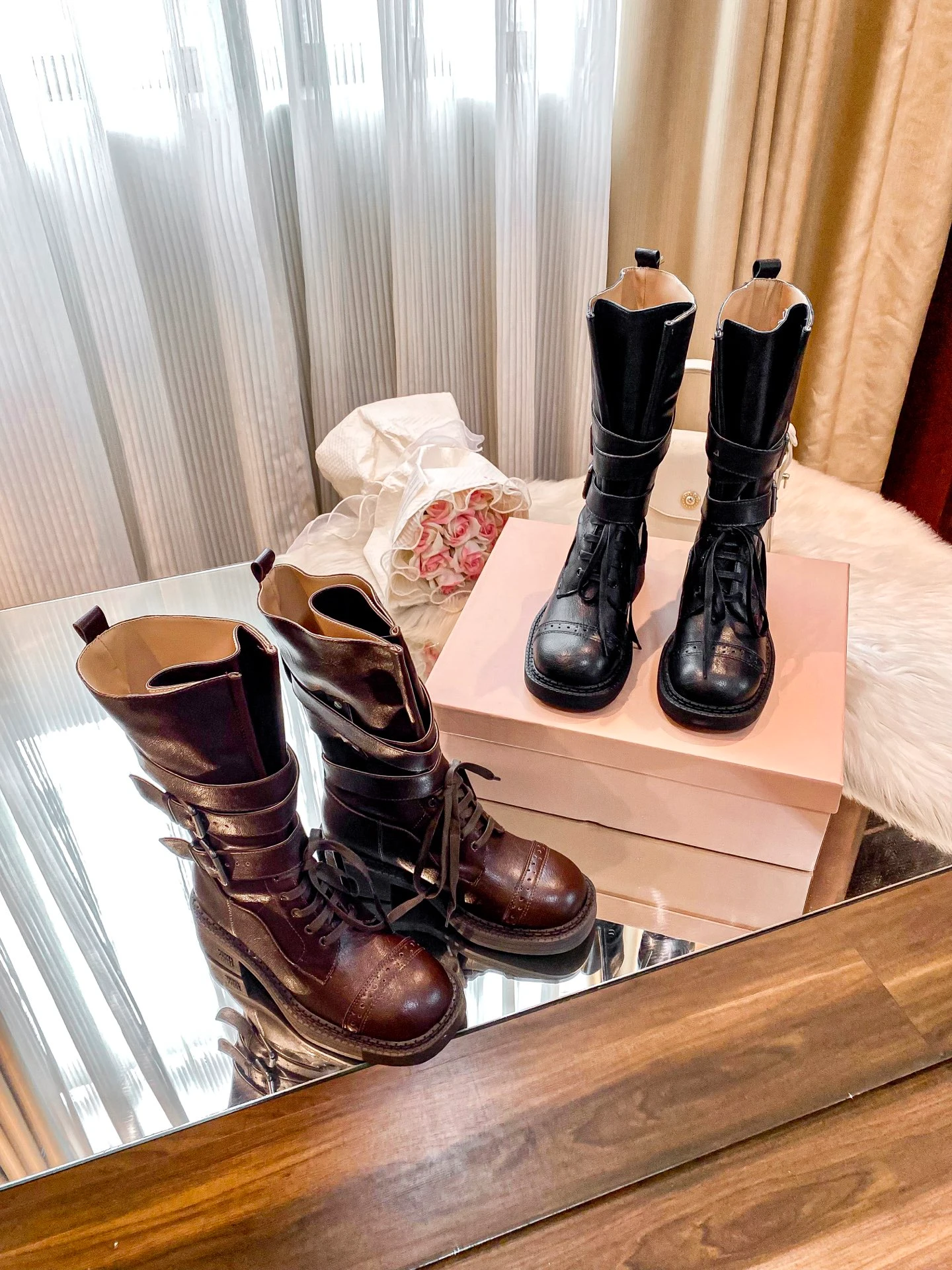 121471knee-high boots