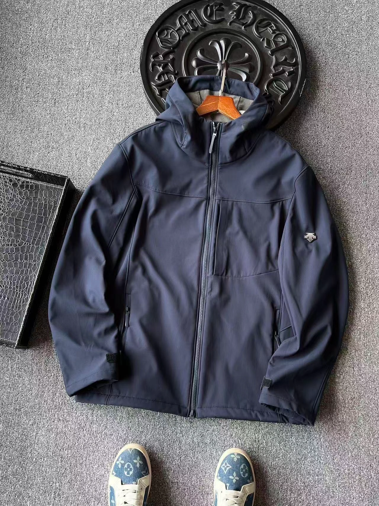 8004hardshell jacket