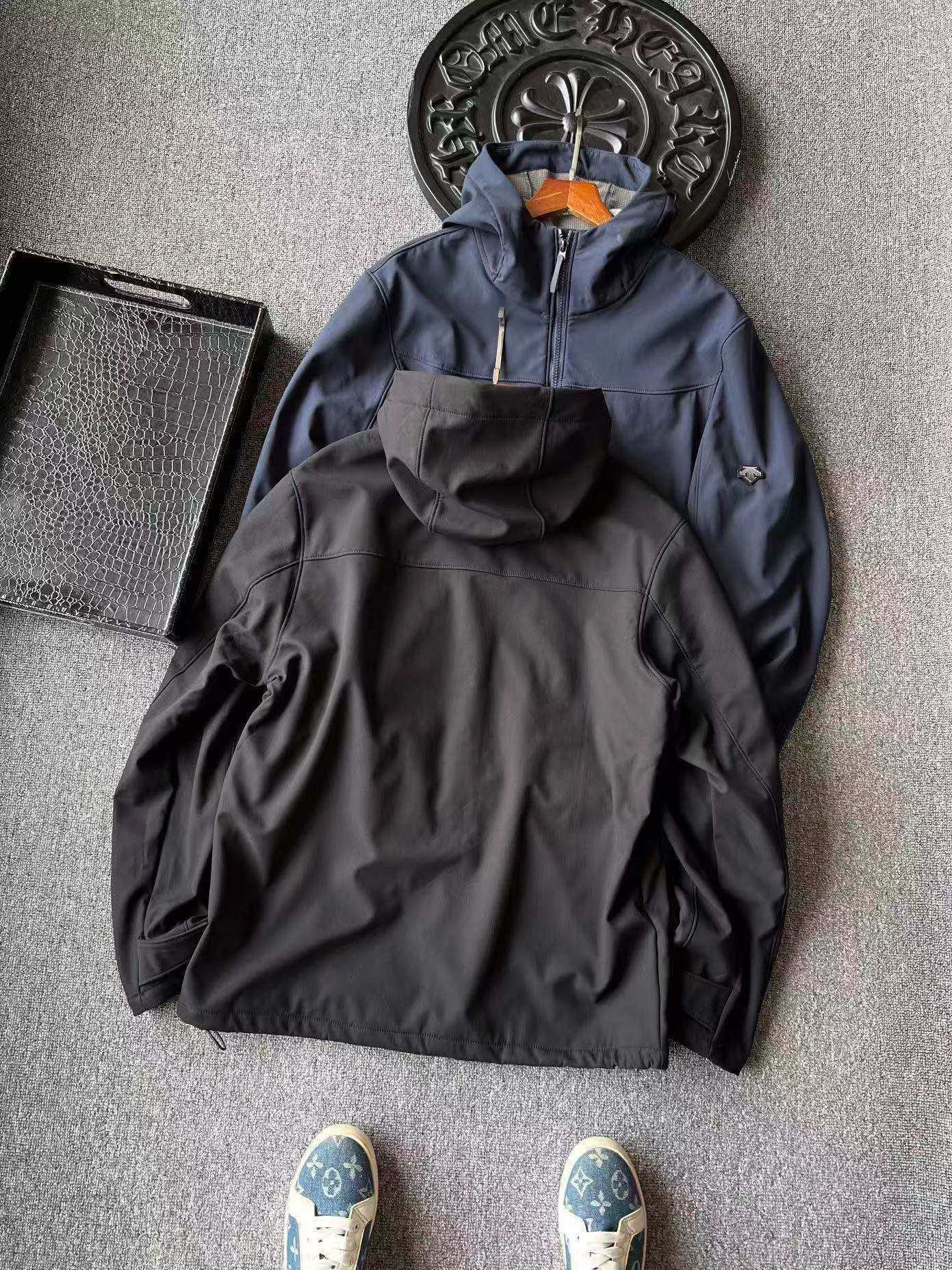 8004hardshell jacket