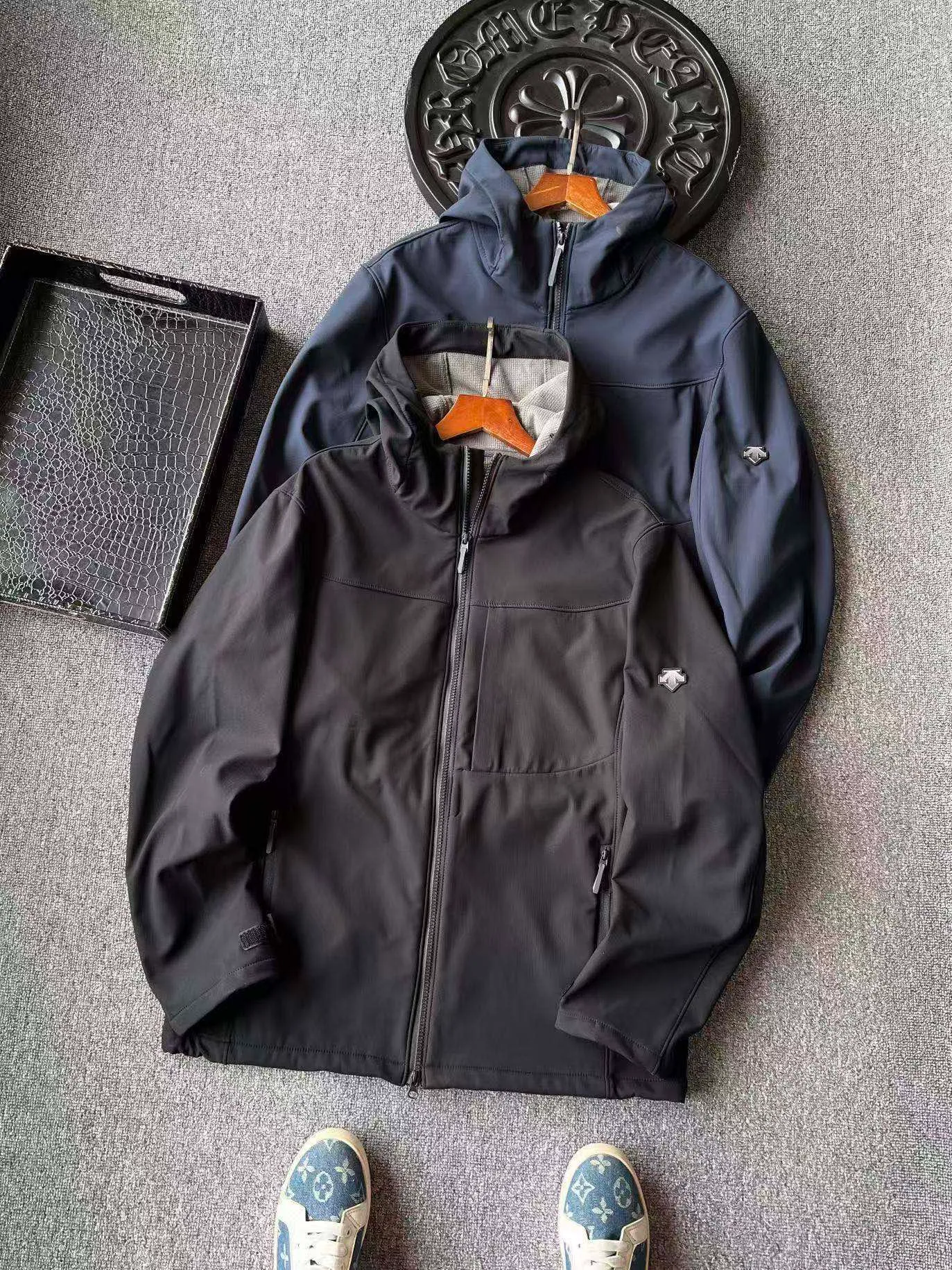 8004hardshell jacket
