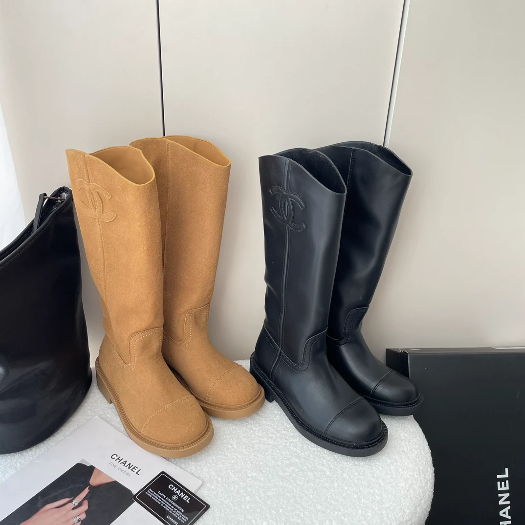 119420knee-high boots