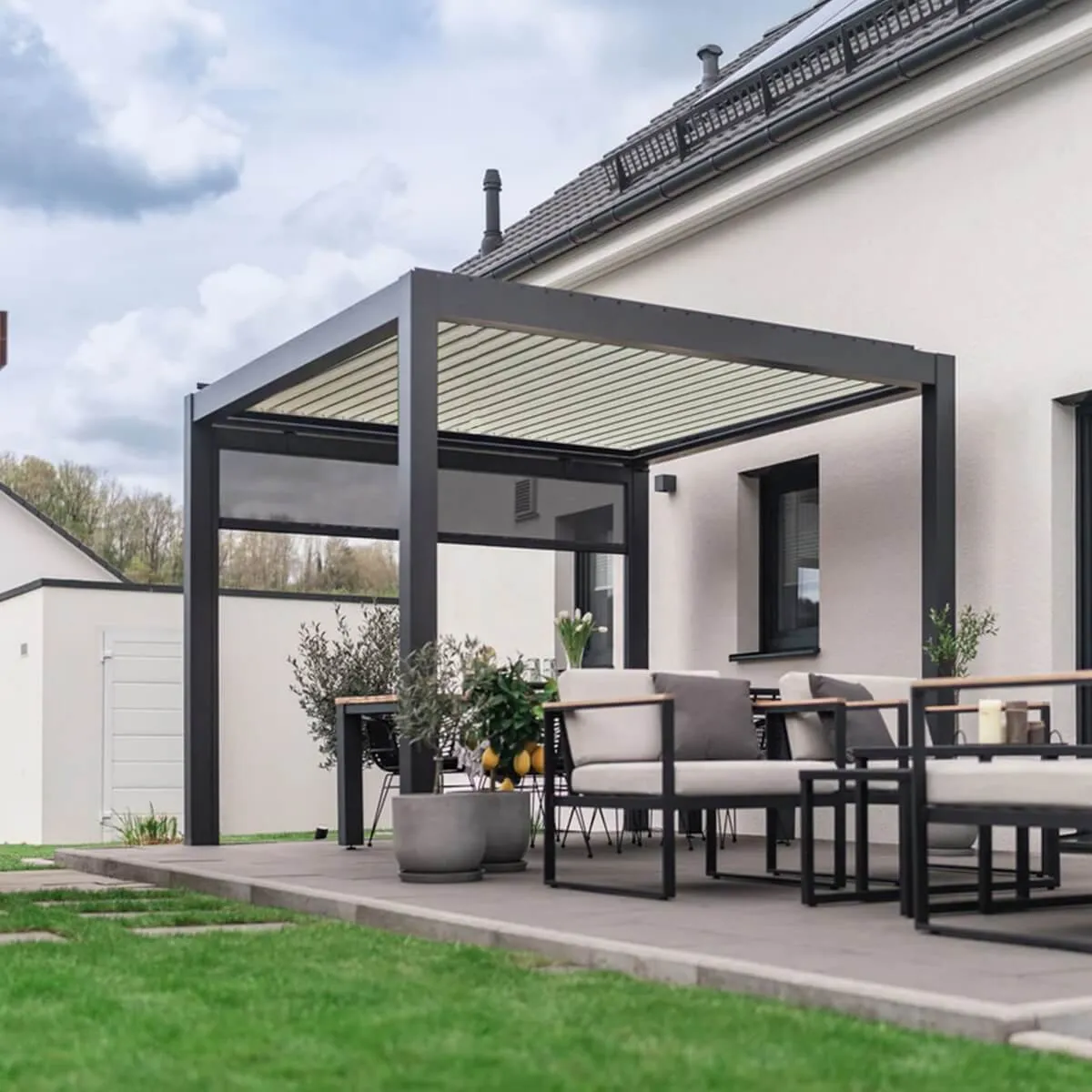 The Magic Behind Electric Blind Gazebos: Light and Water Management