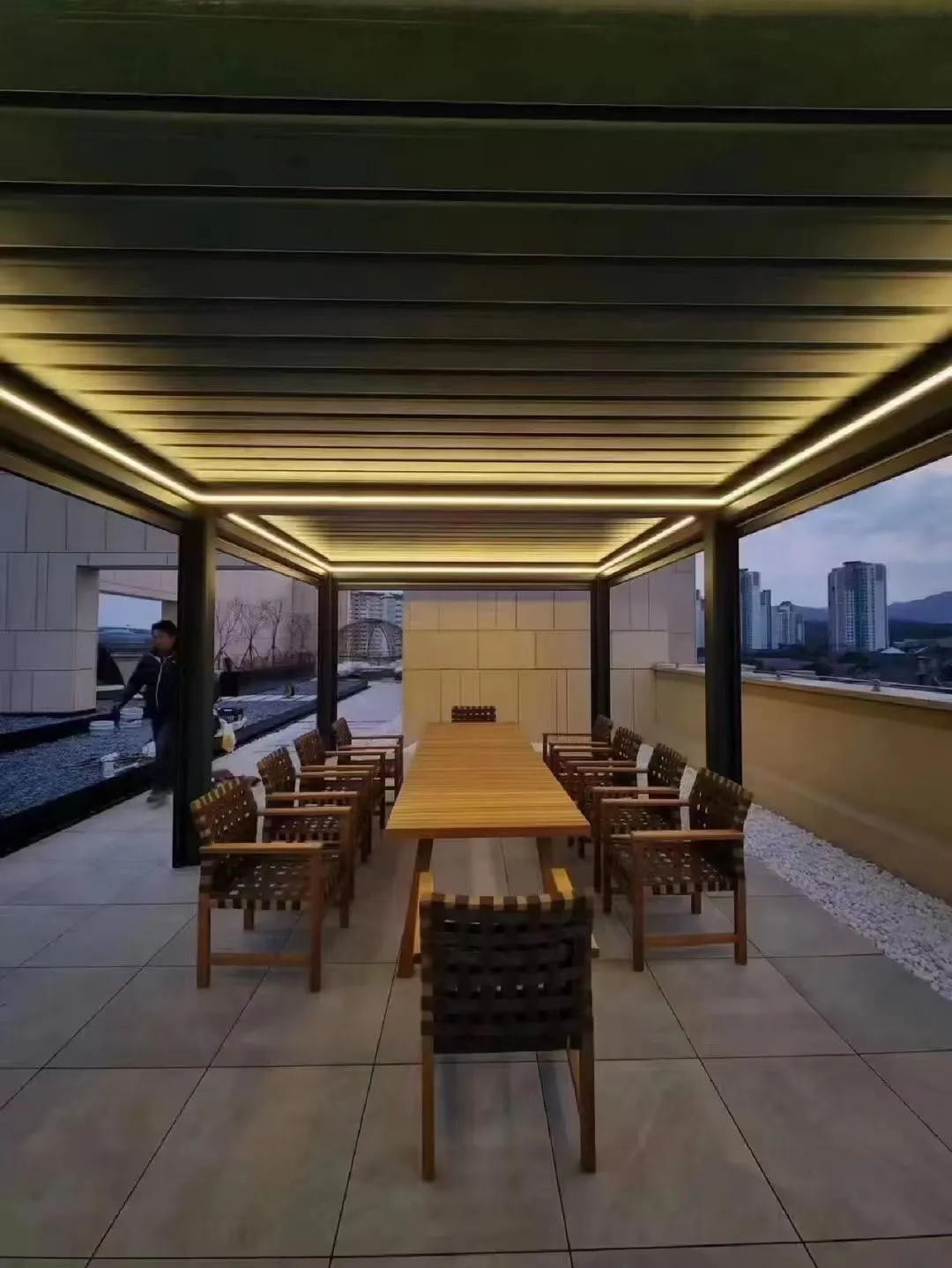 Pergola Builders for Stunning Yard Designs