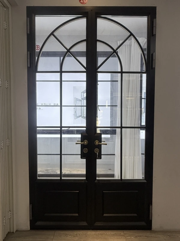 Aluminum Solution：How Tall is a Standard Door?