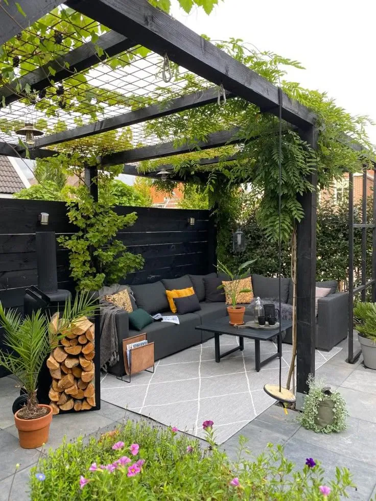 outdoor pergola with bar​