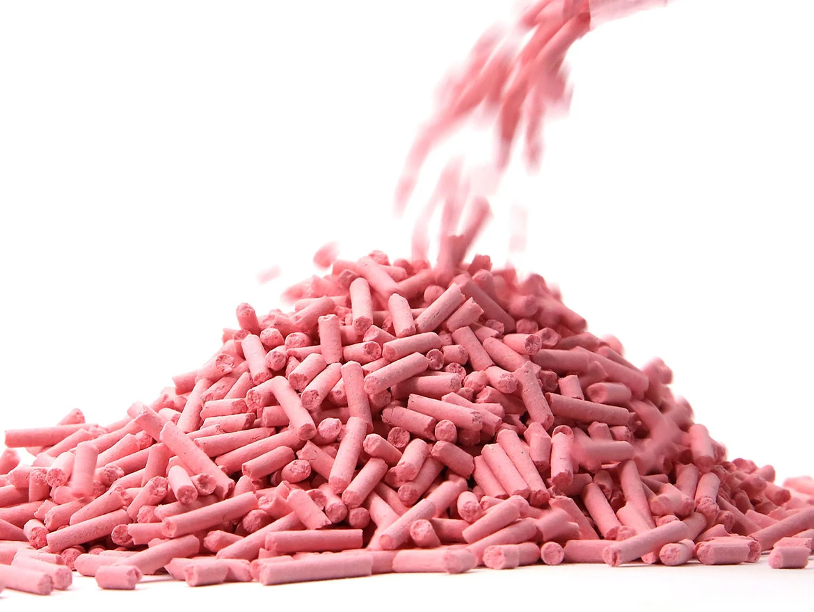 Finding the Perfect Clumping Cat Litter for Your Cat