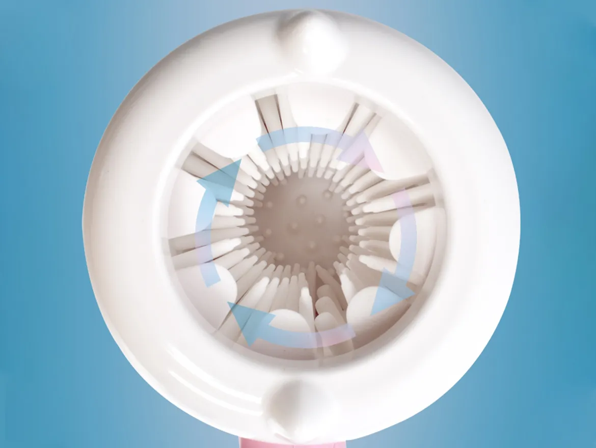 Easy And Simple Portable Paw Cleaner For Dogs