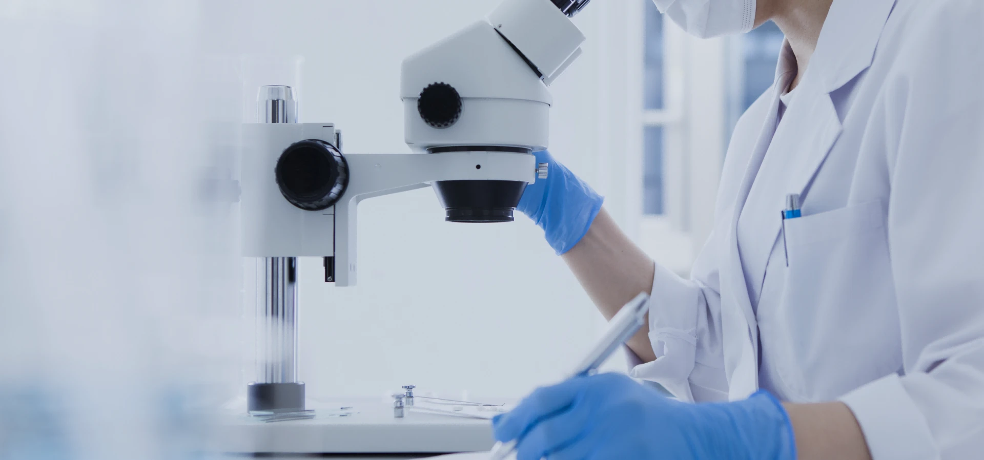 The target ingredients are precisely extracted through sophisticated separation and purification techniques to ensure that every drop of extract is rich in high performance, giving the product superior quality and efficacy.