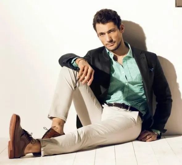 Benefits of Ordering Custom Work Clothes for Your Team