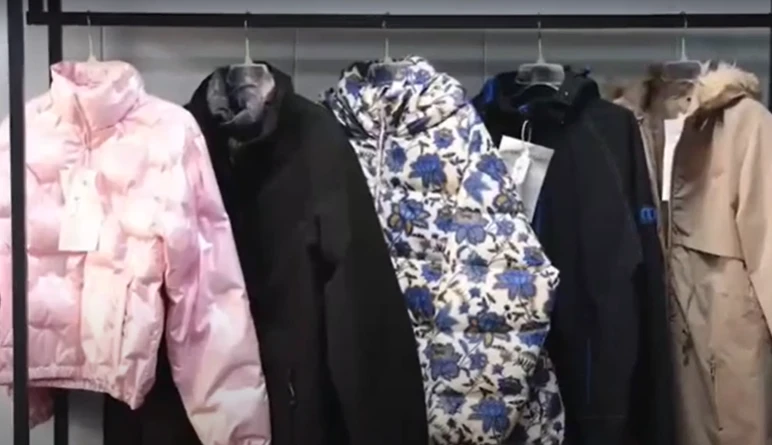 Ladies Wear: Fashionable and Versatile Collections for Every Occasion