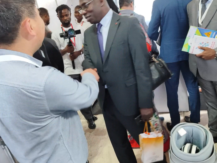 Simple Orthopedic Gear Guide With Cervical Collar Manufacturer