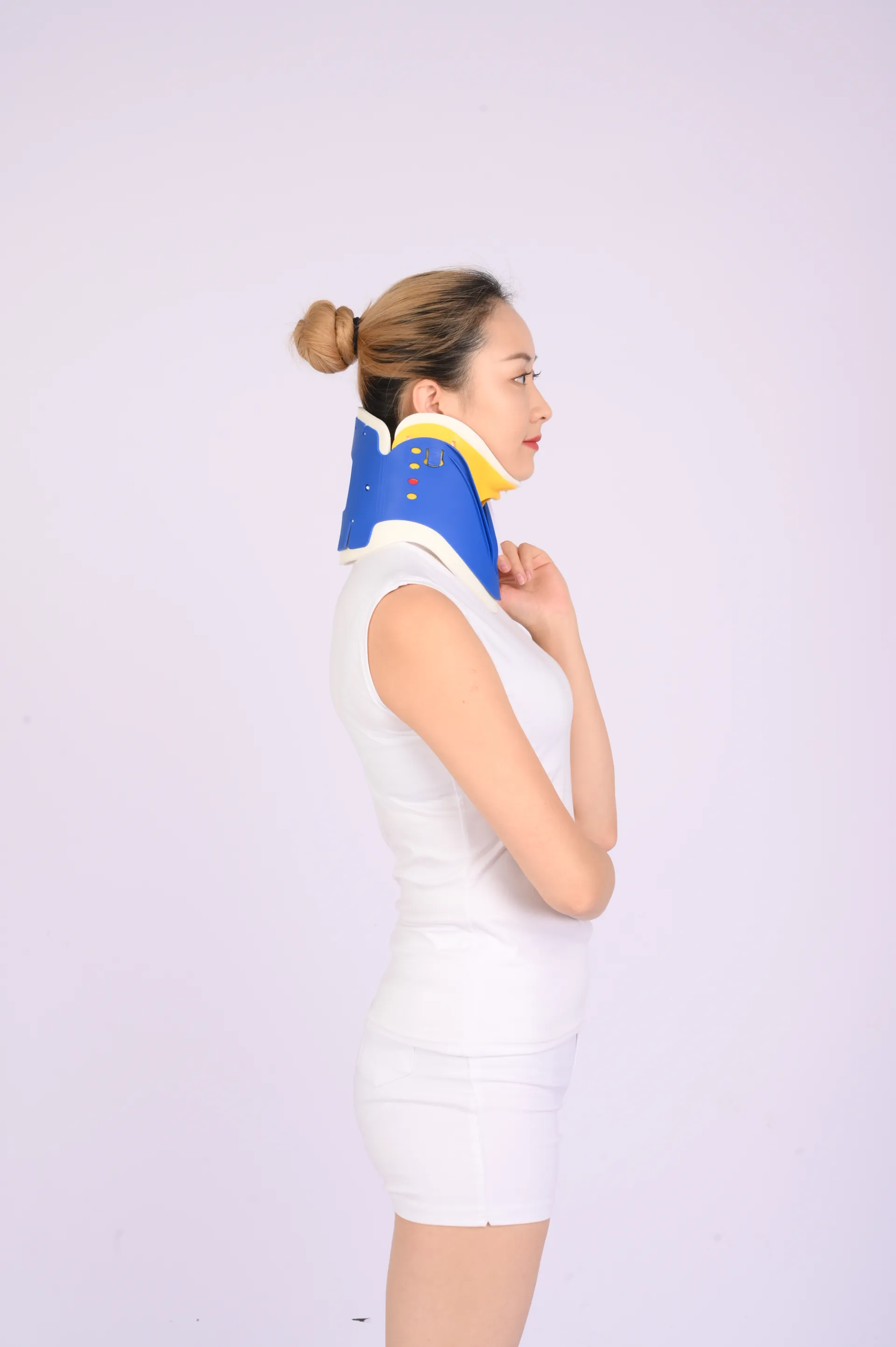 first aid neck brace