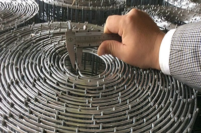 0.5-4.0mm Wire 2×2 4×4 8×8 Hot Dipped Galvanized Coated Welded Wire Mesh Roll