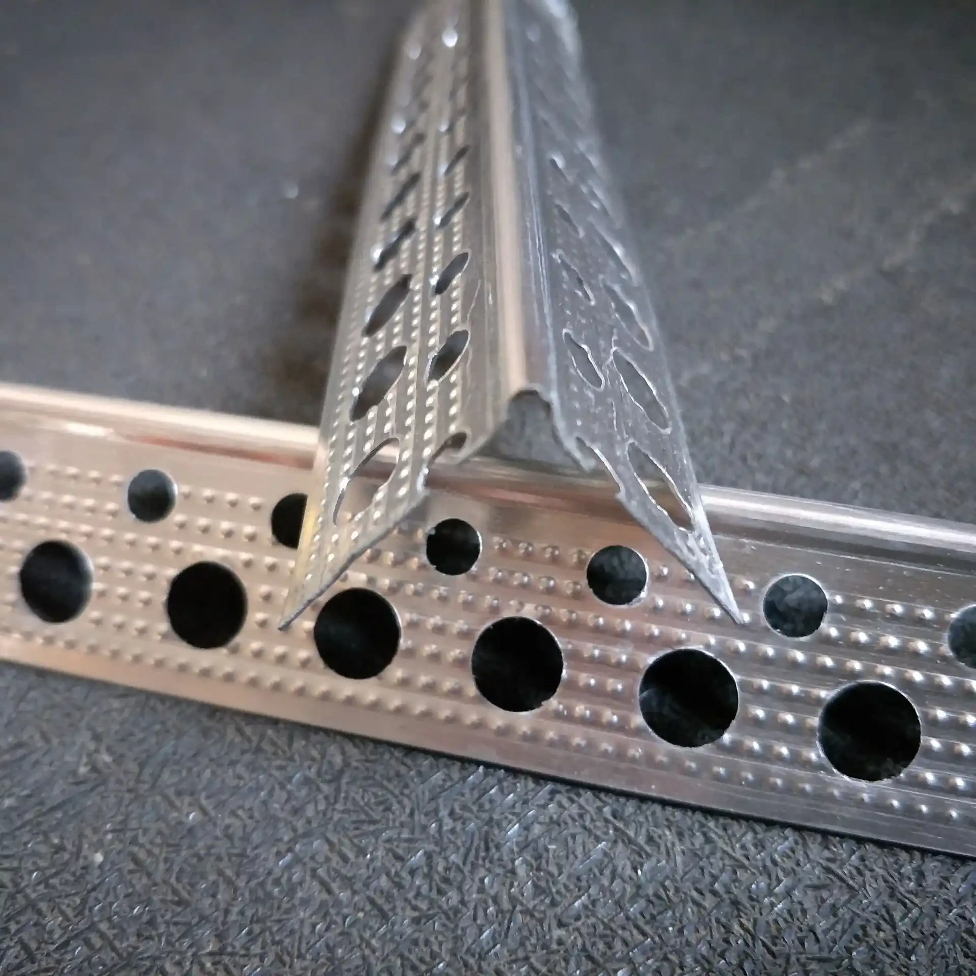 Custom Shapes for Specialized Aluminium Plaster Beads