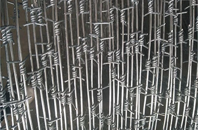 Hot Dipped Galvanized Barbed Wire Length Price Per Roll