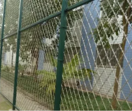 The Garden Guardian: Why Square Wire Mesh Fencing is the Smart Choice