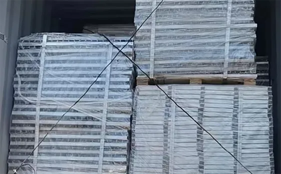 Hot Dipped Galvanized Welded Metal Grid Steel Grating Ceiling
