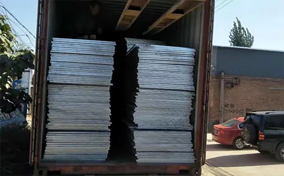 Hot Dipped Galvanized Welded Metal Grid Steel Grating Ceiling