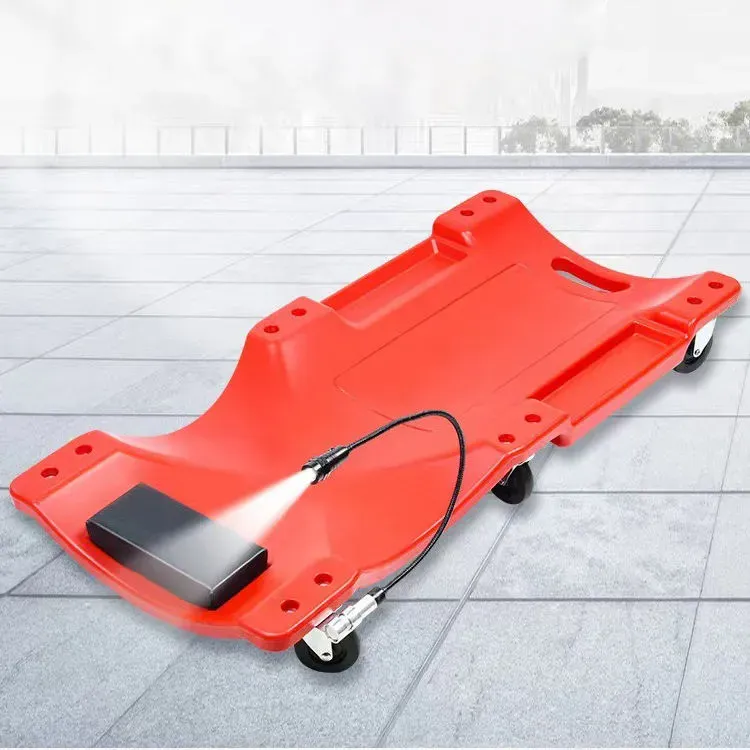 The convenience of car creeper for entering the bottom of the car for maintenance The convenience of car creeper for entering the bottom of the car for maintenance