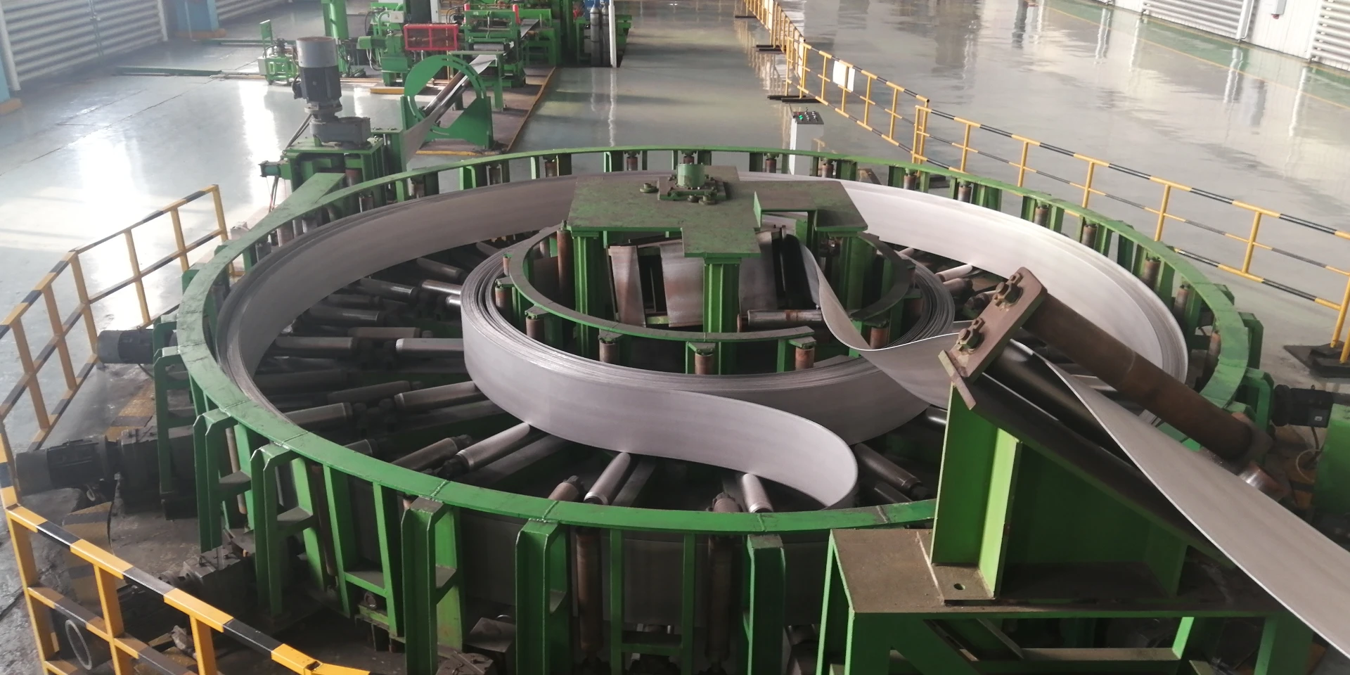 automatic gauge control cold rolling mill