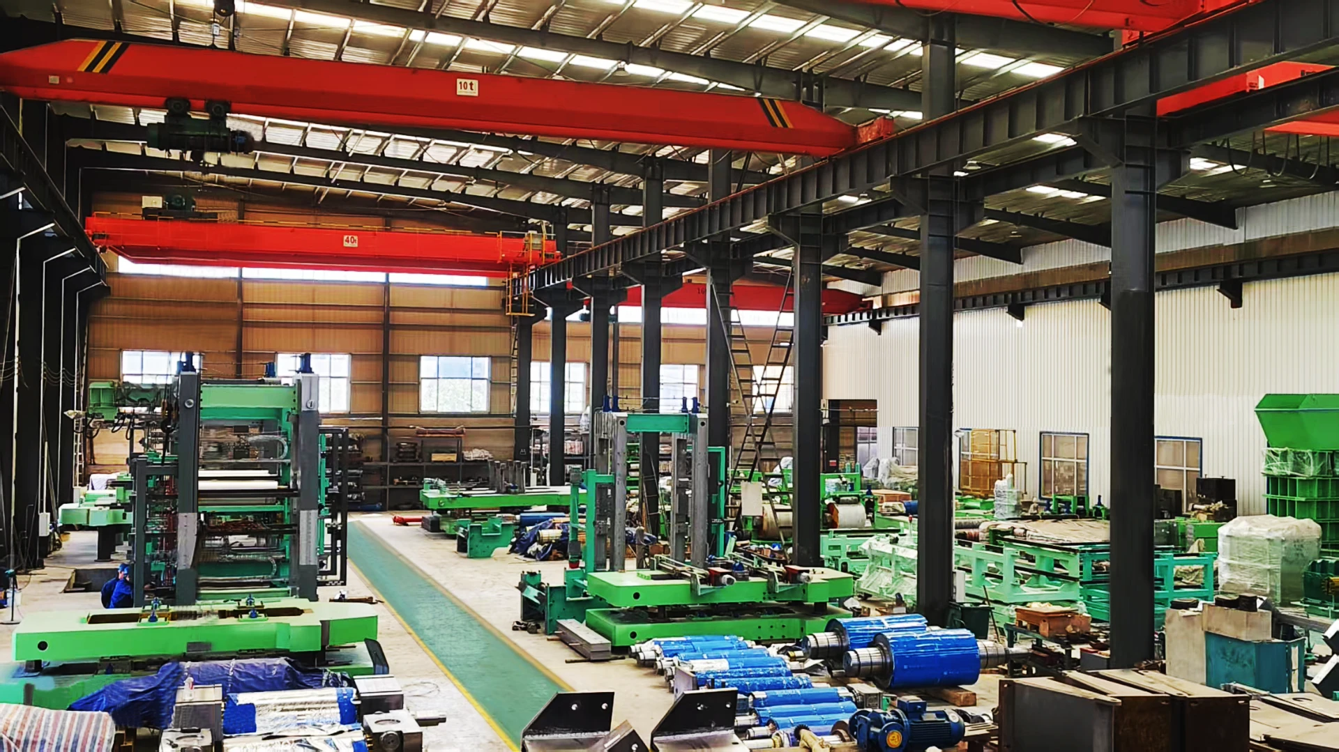 Full- throttle! YWLX's Intense Production During May Day