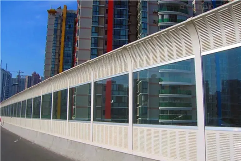 PMMA Noise Barrier